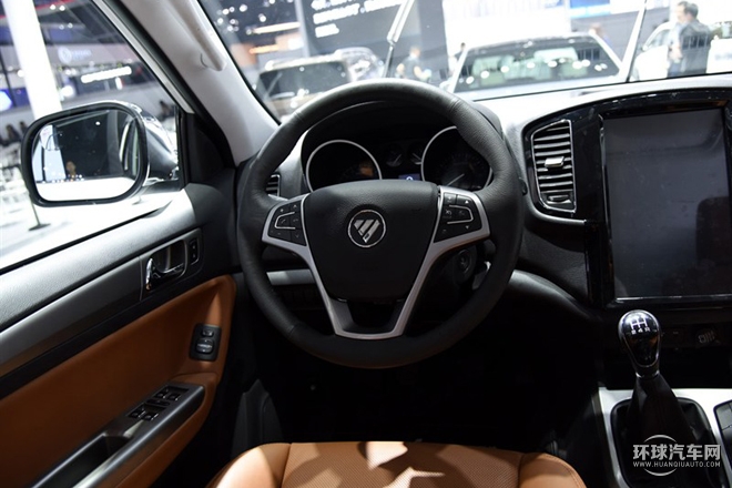 2015款 2.8T 四驅(qū)柴油尊享版5座