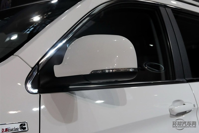 2015款 2.8T 四驅(qū)柴油尊享版5座