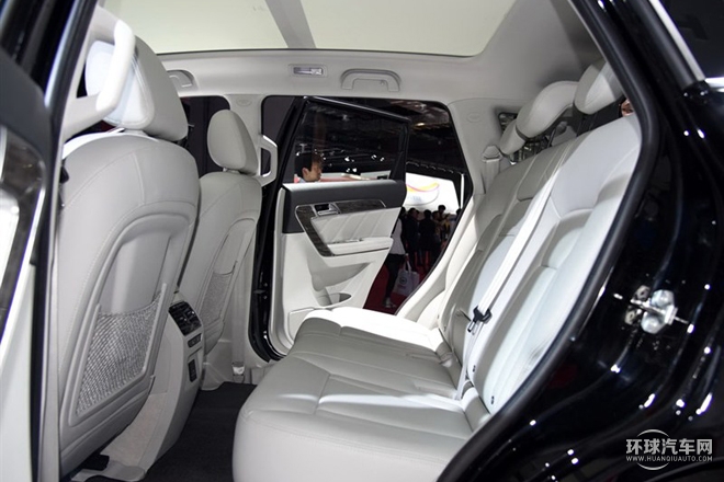 2015款 2.0T 手動(dòng)四驅(qū)尊貴型