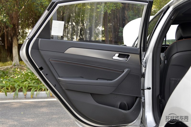 2015款 1.6T GLX領(lǐng)先型