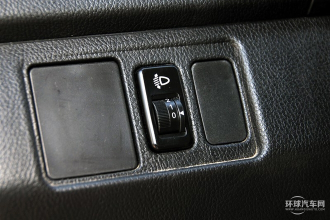 2015款 1.3L標(biāo)準(zhǔn)型CA4GX13