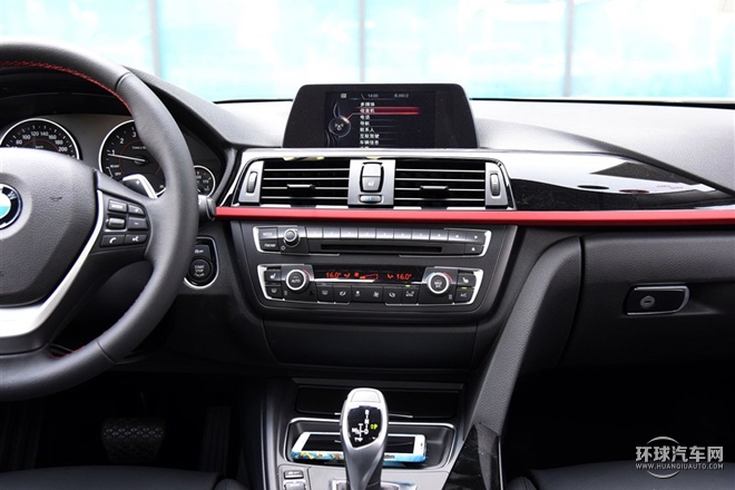 2015款 320i 超悅版運(yùn)動設(shè)計套裝