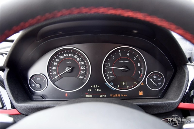 2015款 320i 超悅版運動設(shè)計套裝