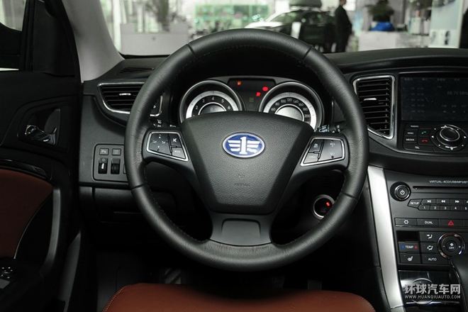 2015款 1.8T 自動(dòng)豪華型