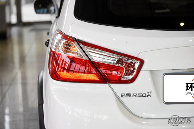 2015款 1.6L 手動(dòng)豪華版