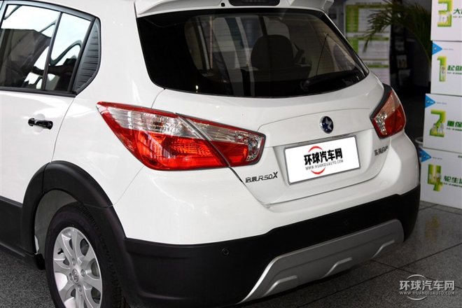 2015款 1.6L 手動(dòng)豪華版