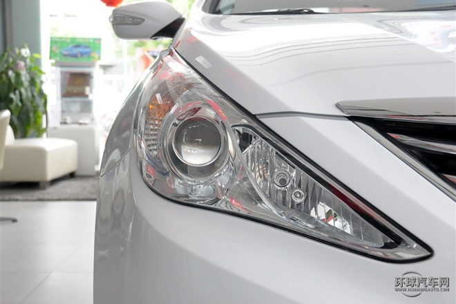 2015款 經(jīng)典 2.0L 自動豪華版