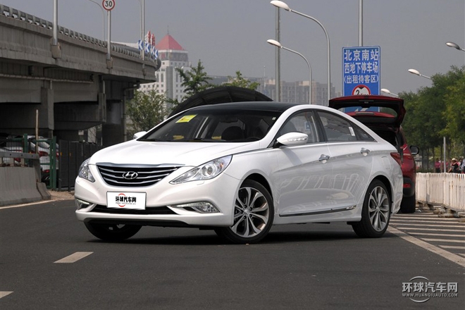 2015款 經(jīng)典 2.4L 自動(dòng)豪華版 國(guó)IV