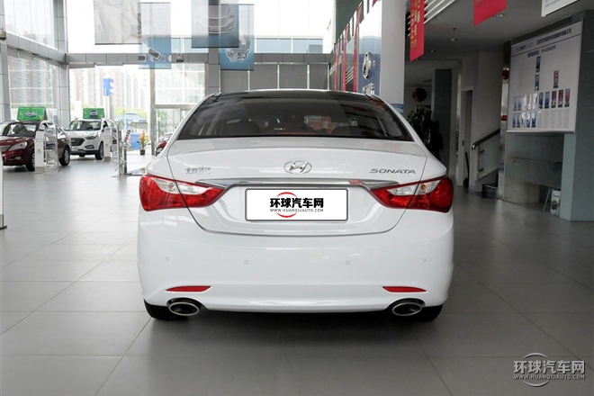 2015款 經(jīng)典 2.4L 自動領(lǐng)先版 國IV