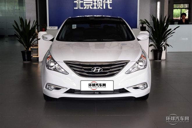 2015款 經(jīng)典 2.4L 自動(dòng)領(lǐng)先版 國(guó)IV