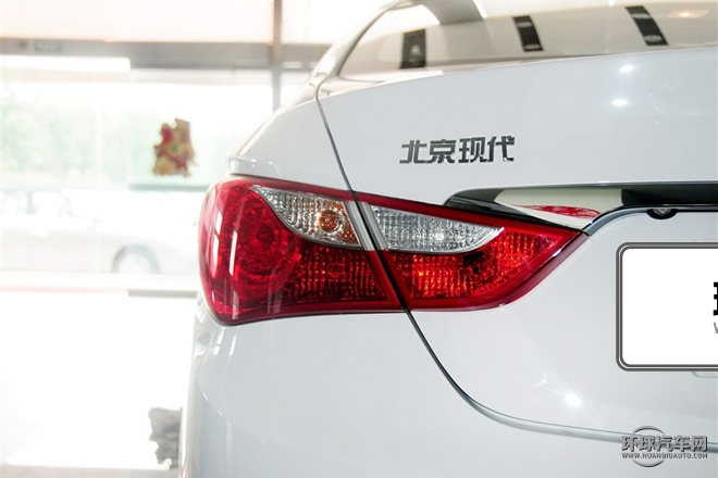 2015款 經(jīng)典 2.4L 自動領先版 國V
