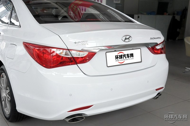2015款 經(jīng)典 2.4L 自動領(lǐng)先版 國V