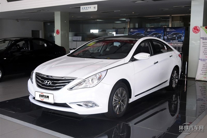 2015款 經(jīng)典 2.4L 自動領(lǐng)先版 國V