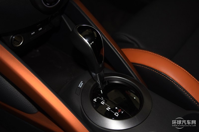 2015款 1.6T 自動(dòng)豪華版