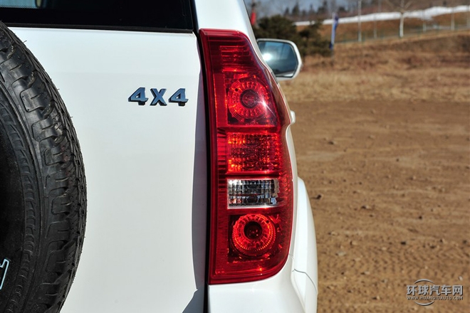 2015款 2.0T 四驅(qū)豪華型