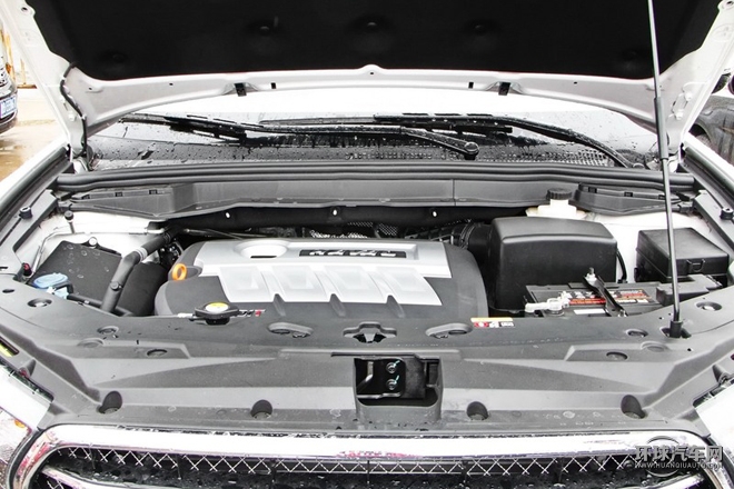 2015款 2.0T 手動兩驅(qū)尊貴型