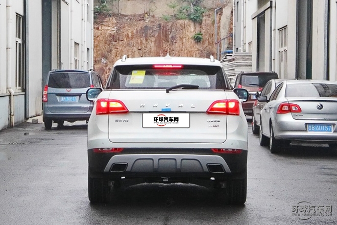 2015款 2.0T 手動(dòng)兩驅(qū)尊貴型
