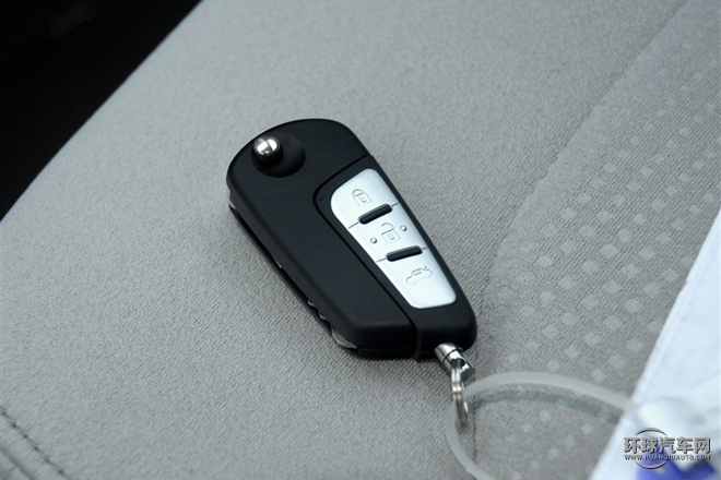 2015款 1.8T 自動(dòng)舒適型