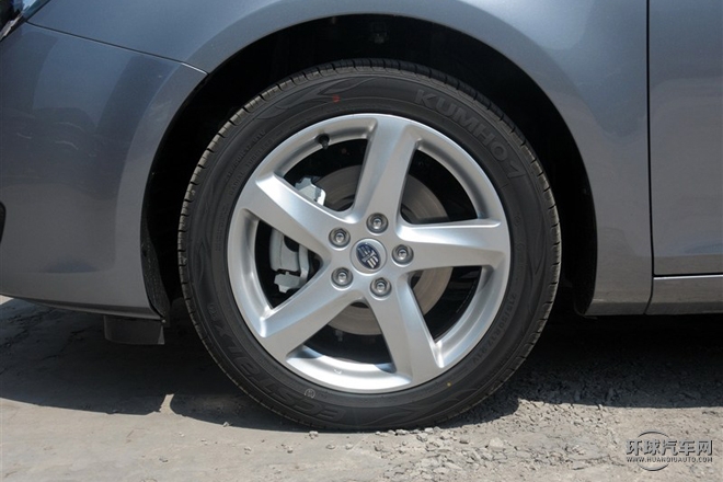 2015款 1.8T 自動(dòng)舒適型