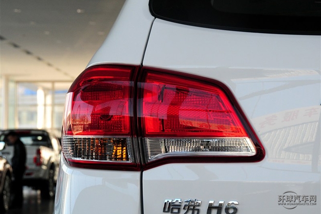 2015款 升級版 1.5T 手動兩驅(qū)精英型