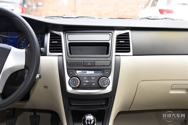 2015款 1.5L 手動進(jìn)取型