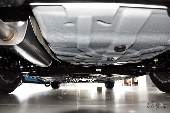 2015款 1.8T 自動(dòng)智尊型