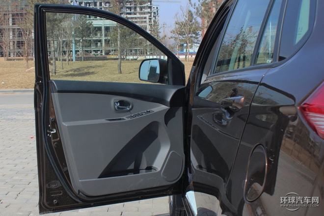 2015款 1.5L 手動豪華型