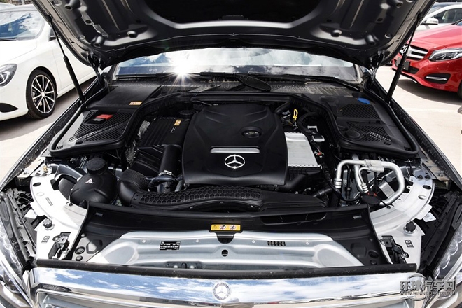 2015款 C 200 L 4MATIC 運(yùn)動(dòng)版