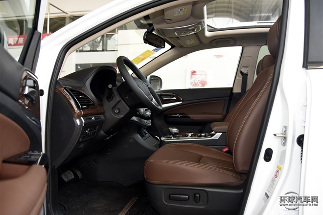 2015款 2.0T 四驅(qū)旗艦型