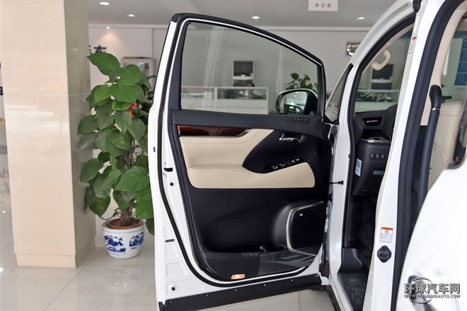 2015款 3.5L 尊貴版