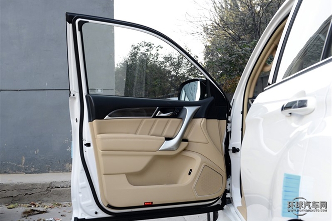 2015款 2.0T 超豪華型 7座