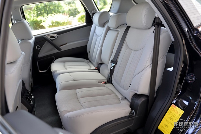 2015款 2.2T 四驅(qū)旗艦型