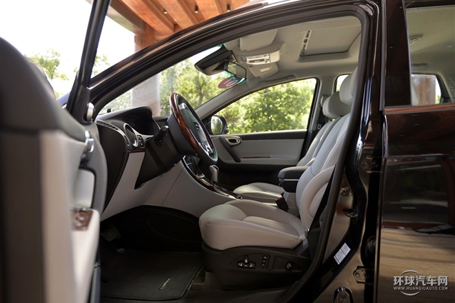 2015款 2.2T 四驅(qū)旗艦型