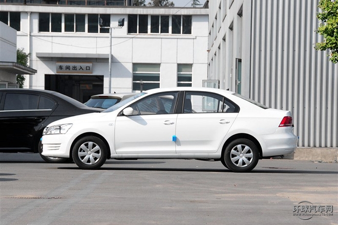 2015款 1.6L 手動(dòng)風(fēng)尚型