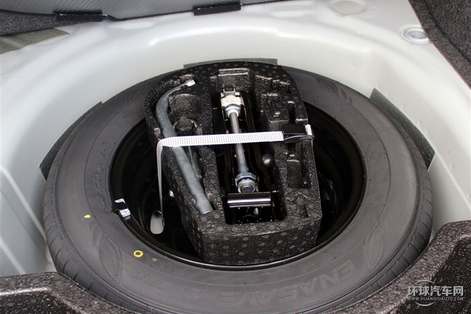 2015款 1.6L 手動(dòng)舒適型