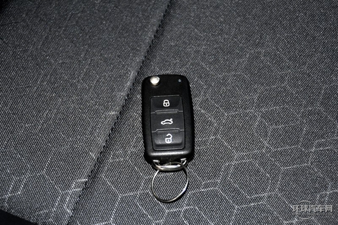 2015款 1.6L 手動(dòng)舒適型