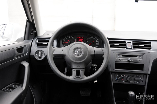 2015款 1.6L 自動風(fēng)尚型