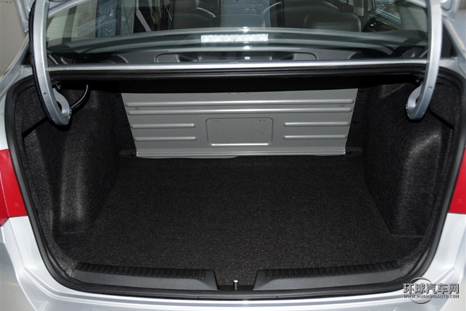 2015款 1.6L 自動(dòng)豪華型