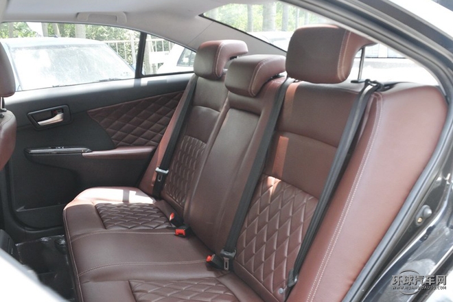 2015款 1.8L 手動(dòng)豪華型