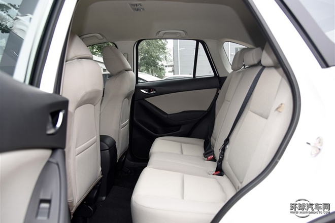 2015款 2.0L 自動(dòng)兩驅(qū)舒適型