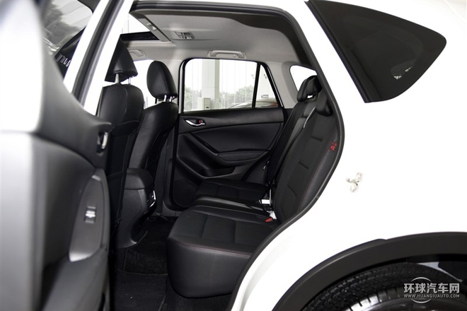 2015款 2.0L 自動四驅(qū)豪華型