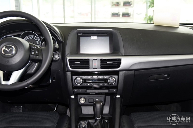 2015款 2.0L 自動四驅(qū)豪華型