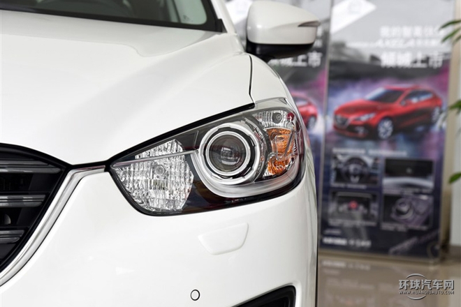 2015款 2.0L 自動四驅(qū)豪華型