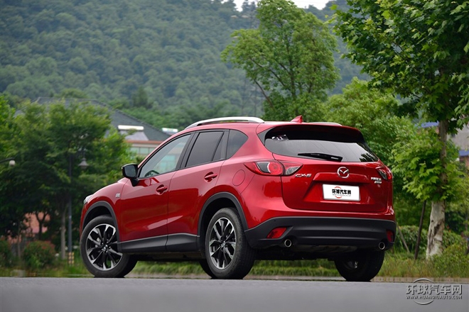 2015款 2.5L 自動四驅(qū)旗艦型