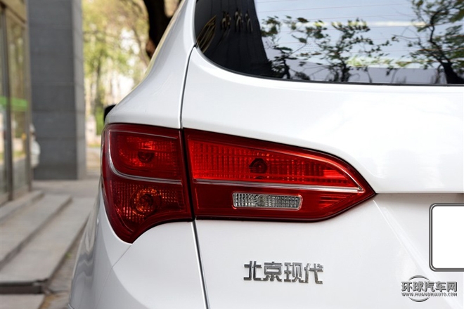 2015款 2.0T 自動兩驅(qū)舒適型 5座