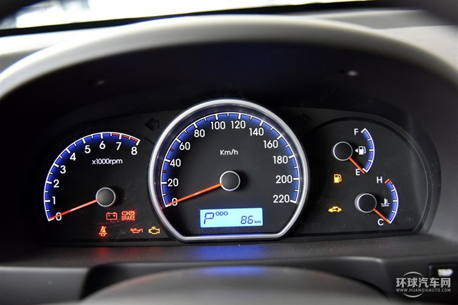 2015款 1.6L 自動(dòng)舒適型
