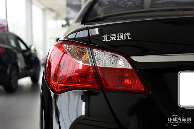 2015款 1.6L 自動舒適型