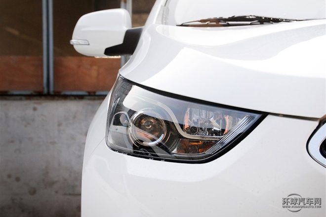 2015款 1.5L 手動標(biāo)準(zhǔn)型