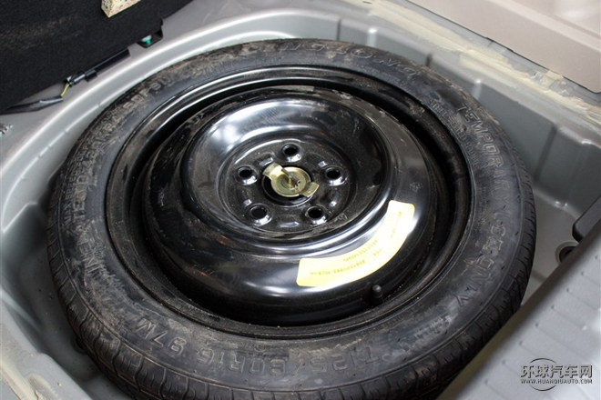 2015款 1.8L 自動(dòng)舒適型