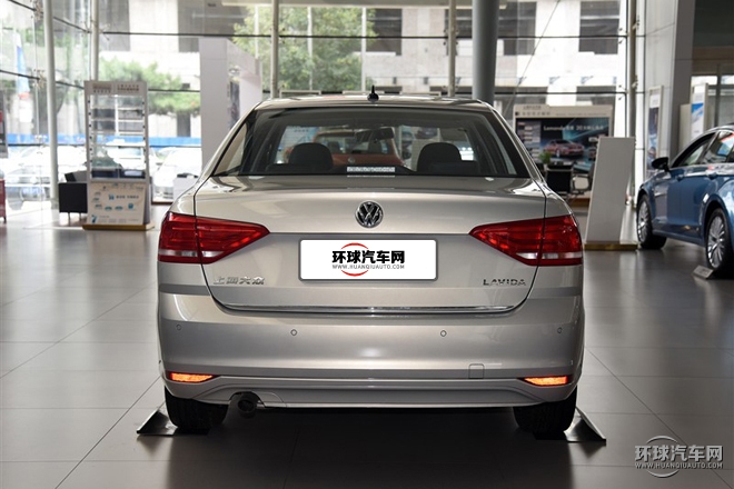 2015款  1.6L 自動(dòng)舒適型
